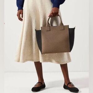 Rothy’s The Handbag Black Cocoa